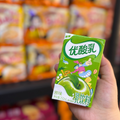 مشروب حليب بالزبادي والتفاح الأخضر - Yili